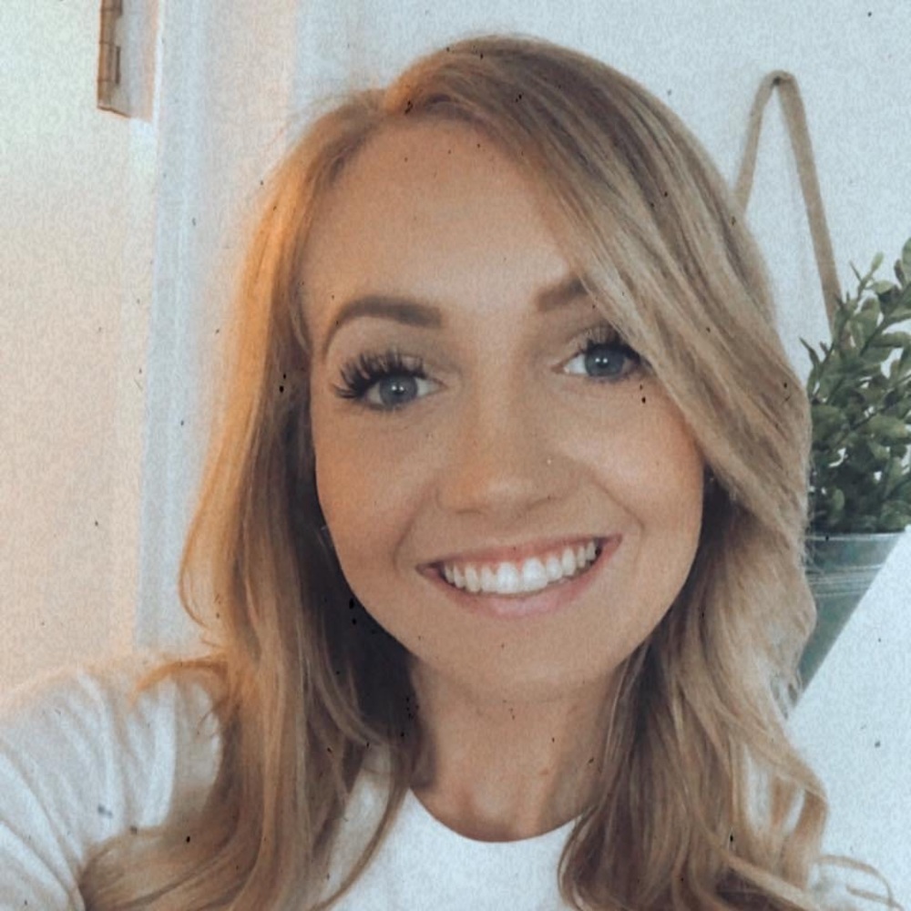 I’M LIVE! - Picture 4 of 12
